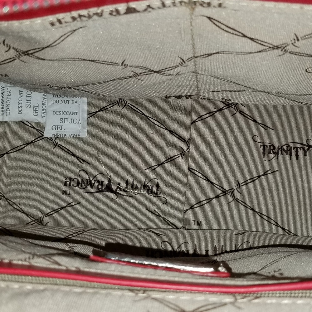 Trinity Ranch Leather Purse - Picture 3 of 8